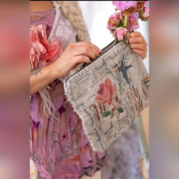 Magnolia Pearl Kitten Me Zip Pouch boho Handbag Makeup bag Faded Indigo - Picture 2 of 7